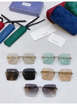 GUCCI SUN GLASSES